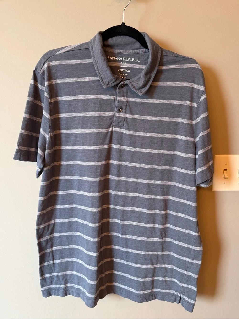 Banana Republic Men's Blue and White Striped Polo